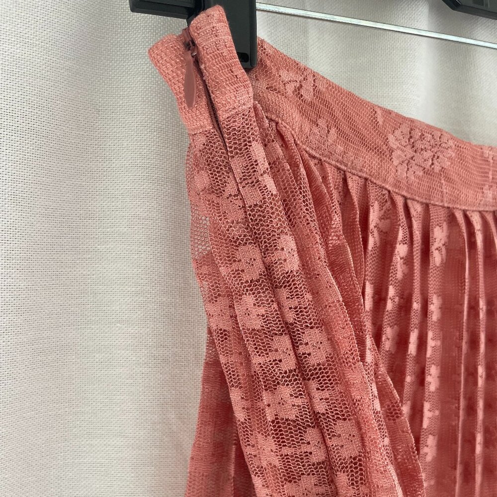 Maeve Pink to Red Ombre Pleated Maxi Skirt - Picture 4 of 6